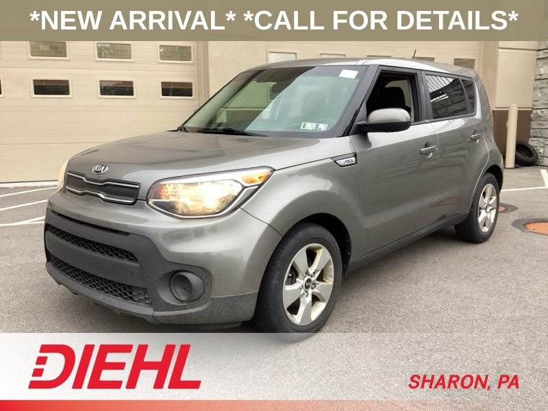 Used 2017 Gray Kia Base image 3