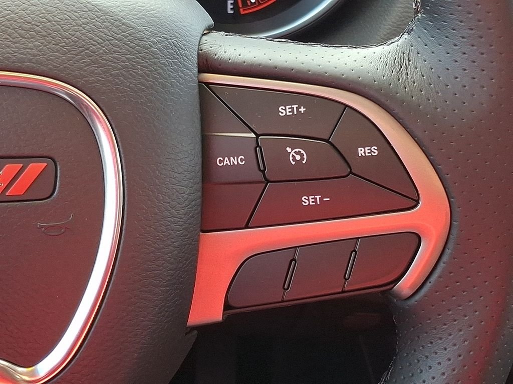 Used 2019 Gray Dodge SXT image 23