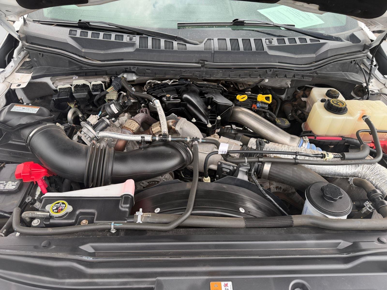 2018 Ford F-350 Super Duty XLT - Photo 19