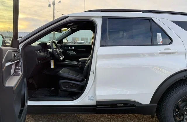 2026 Ford Explorer Tremor - Photo 12