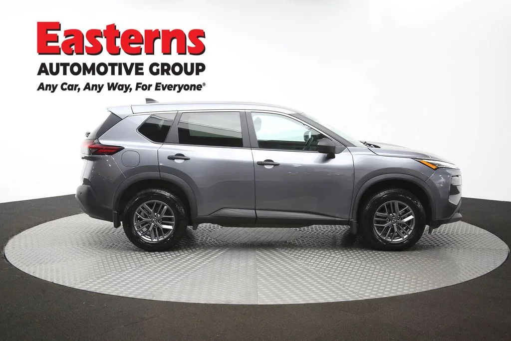 Used 2023 Gray Nissan S image 47
