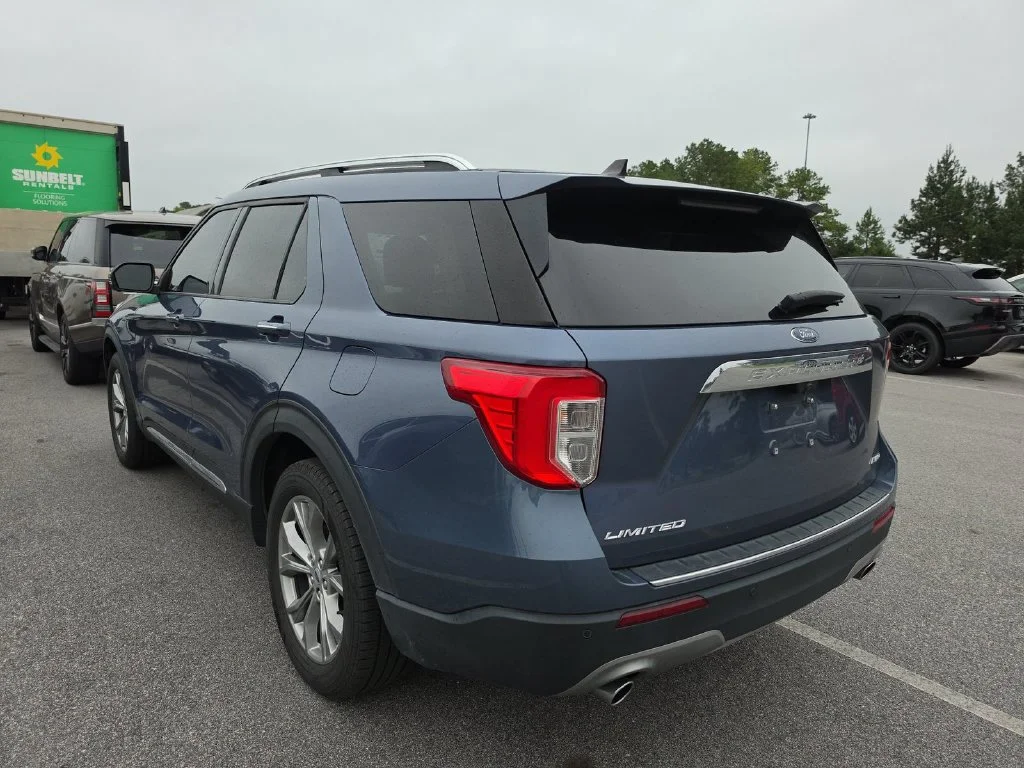 Used 2021 Blue Ford Limited image 3