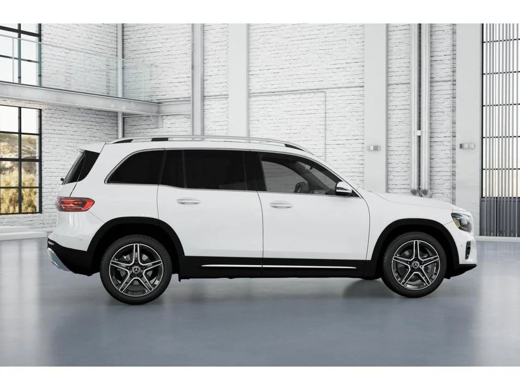 New 2026 White Mercedes-Benz GLB 250 image 17
