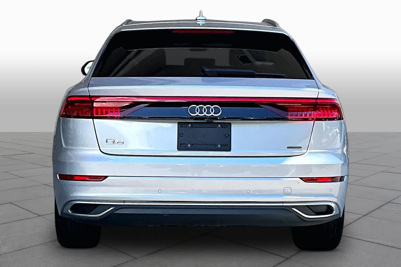 Used 2022 Florett Silver Metallic Audi Premium Plus image 5