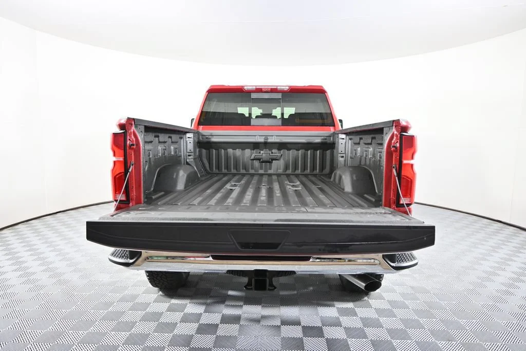 2026 Chevrolet Silverado 2500 HD LTZ - Photo 6