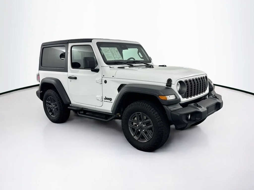 Used 2025 White Jeep Sport S image 3