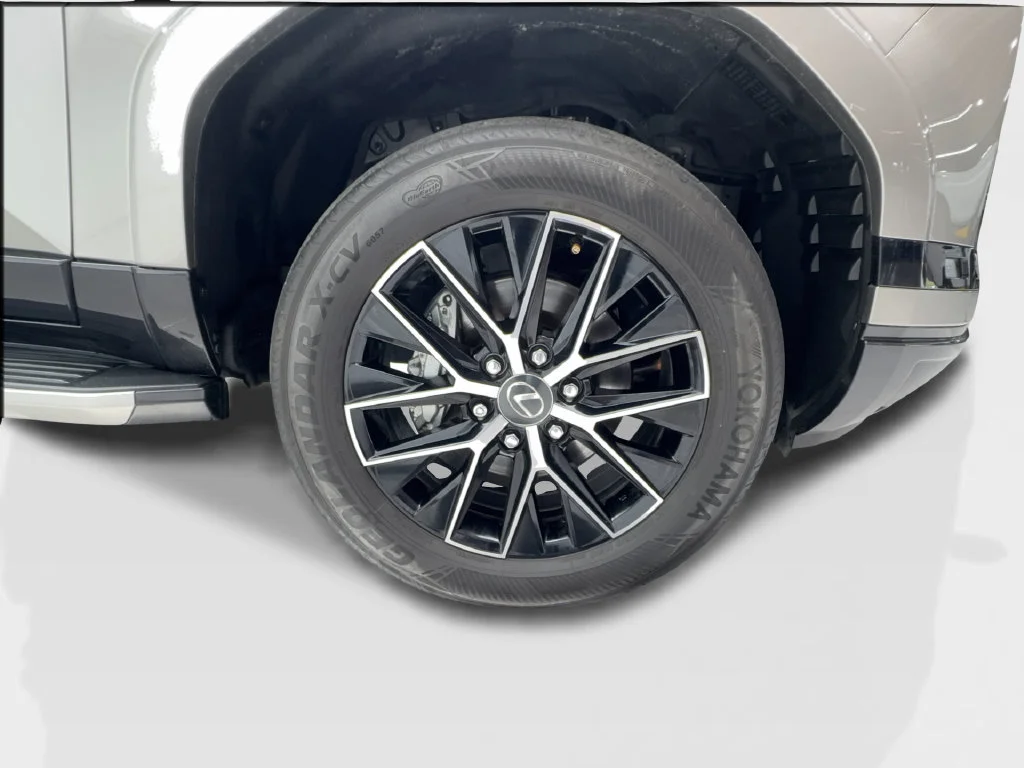 Used 2024 Silver Lexus 550 Premium+ image 15