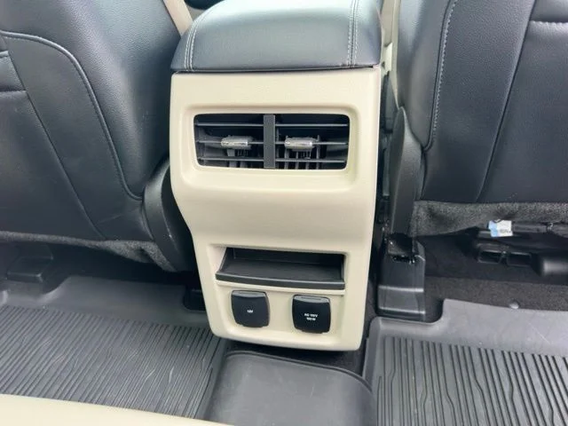 Used 2019 Red Ford Titanium image 13