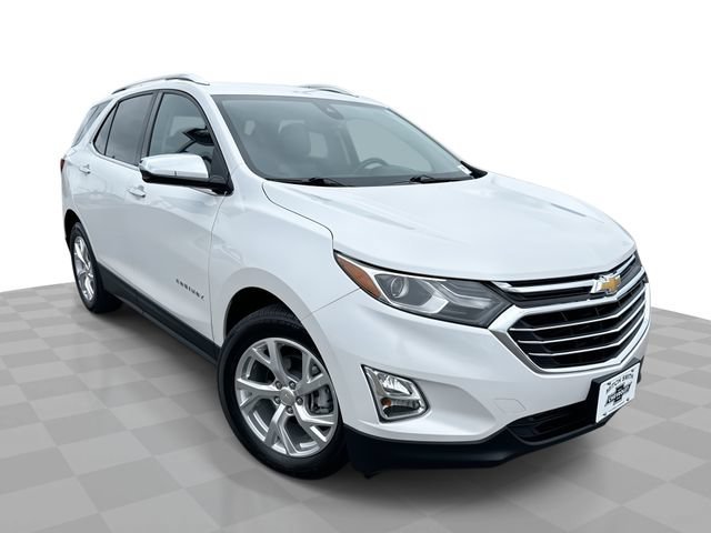 Used 2020 IRIDESCENT PEARL TRICOAT Chevrolet Premier image 1