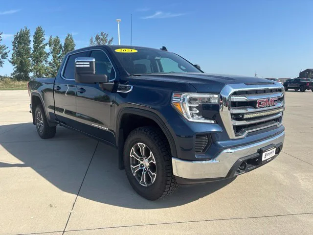 Used 2021 Pacific Blue Metallic GMC SLE image 40