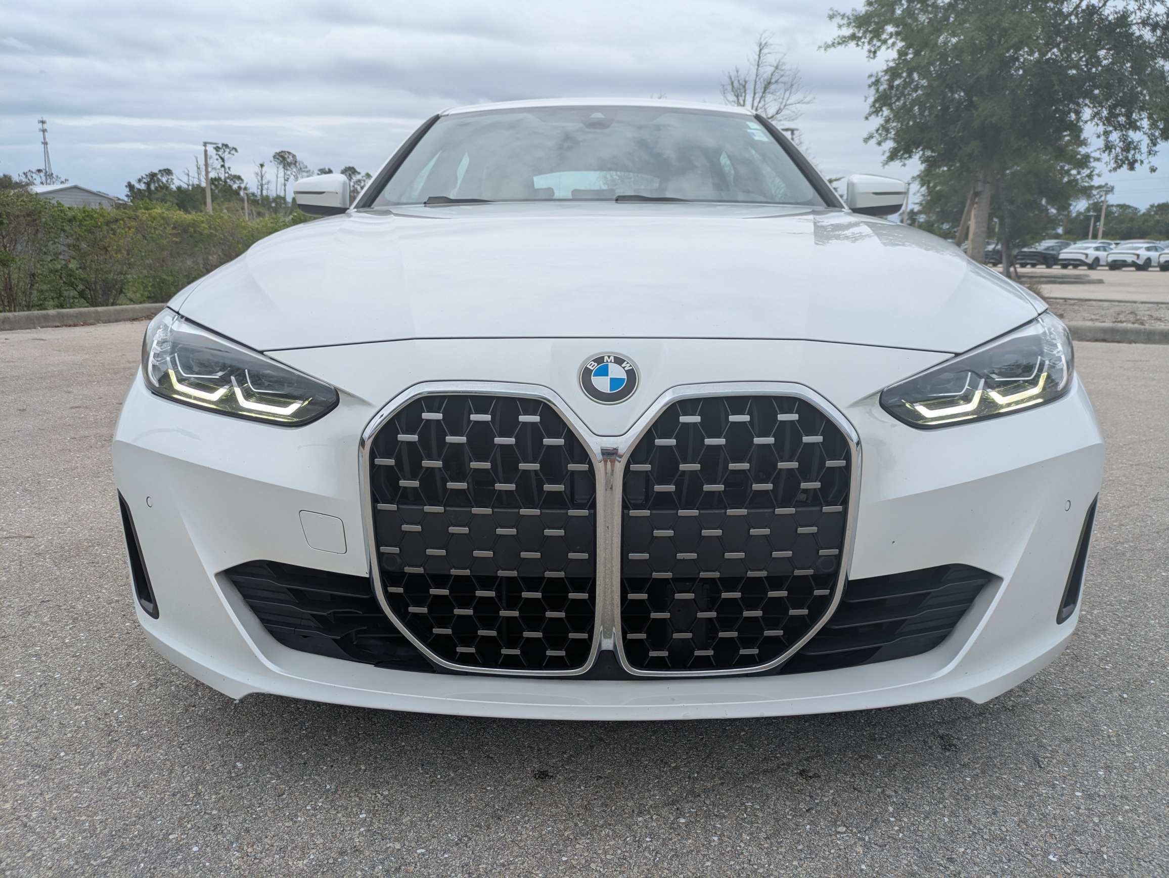 Used 2023 Alpine White BMW 430i image 3