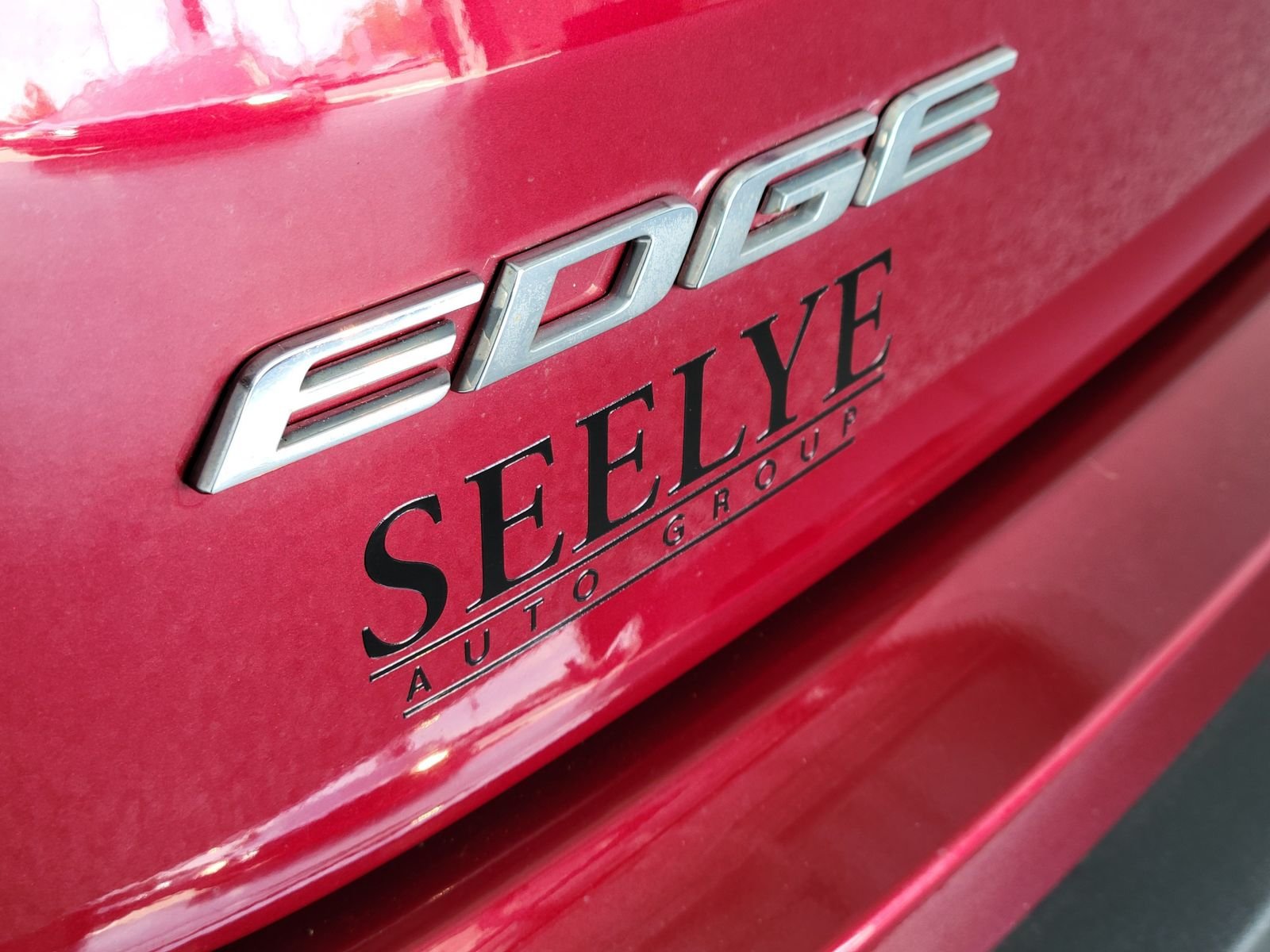 Used 2019 Red Ford Titanium image 32