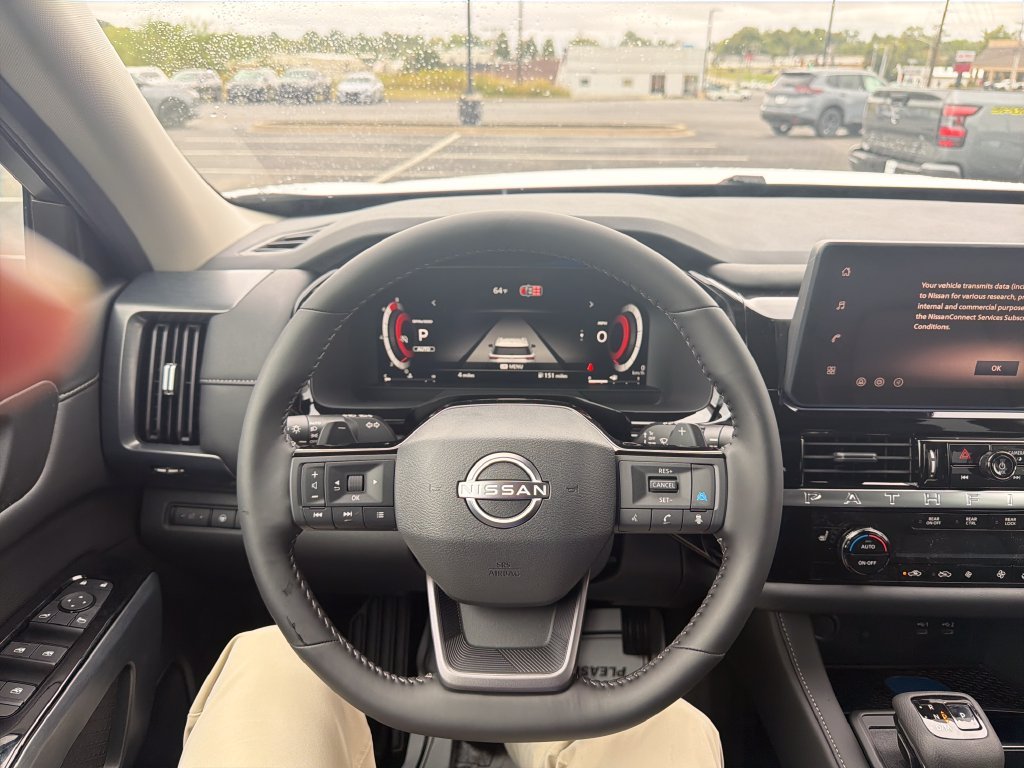 New 2026 White Nissan SL image 15