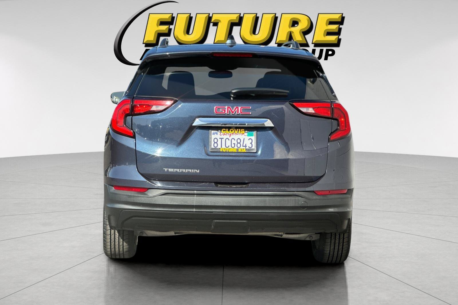 Used 2018 Blue GMC SLE image 5