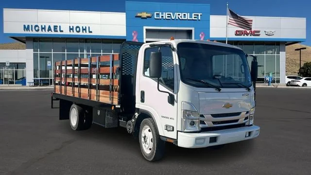 2025 Chevrolet Low Cab Forward's photo
