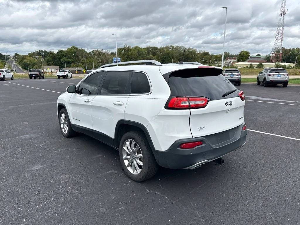 Used 2017 White Jeep Limited image 2