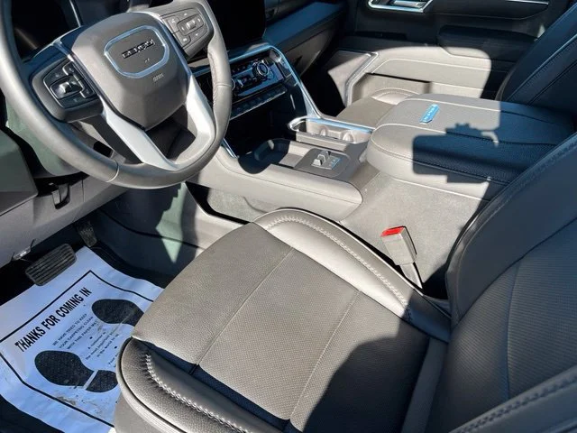 Used 2026 Downpour Metallic GMC Denali image 13