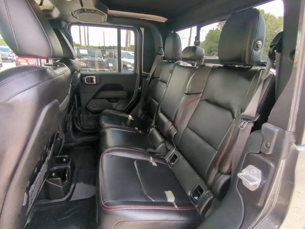 Used 2021 Gray Jeep Rubicon image 15