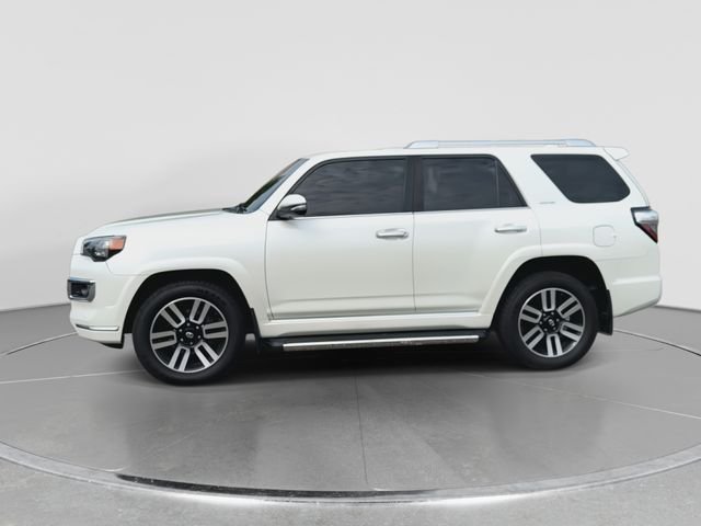 Used 2018 Blizzard Pearl Toyota Limited image 4
