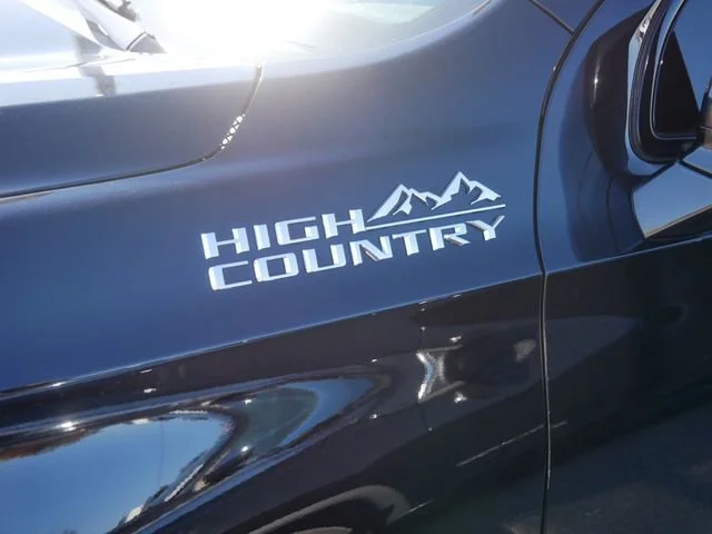 2024 Chevrolet Suburban High Country - Photo 7