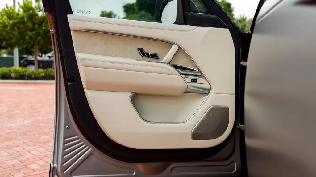 2023 Land Rover Range Rover SV - Photo 9