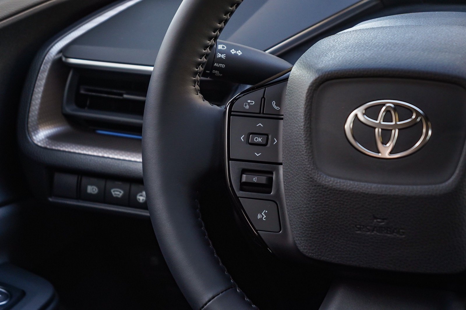 New 2027 Wind Chill Pearl <sup>1</sup> Toyota  Limited image 16