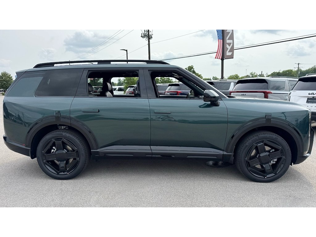 New 2027 Black Jade Green Kia X-Line EX image 3