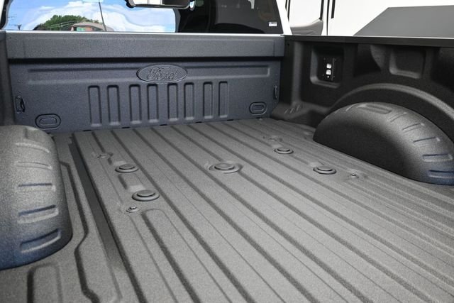 New 2026 Star White Metallic Tri-Coat Ford F-250® Platinum® image 43