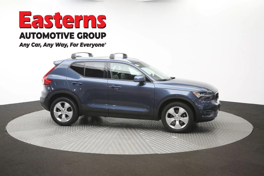 Used 2021 Gray Volvo Momentum image 47