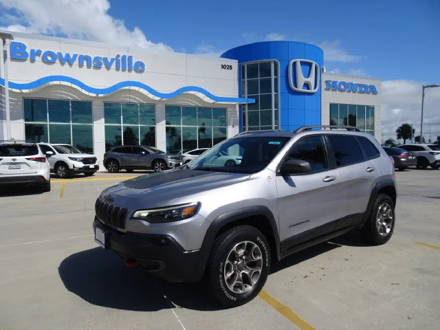 Used 2020 Billet Silver Metallic Jeep Trailhawk image 1