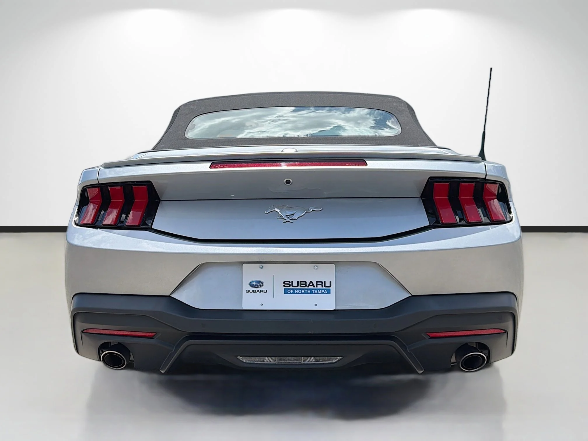 Used 2024 Silver Metallic Ford EcoBoost Premium image 4