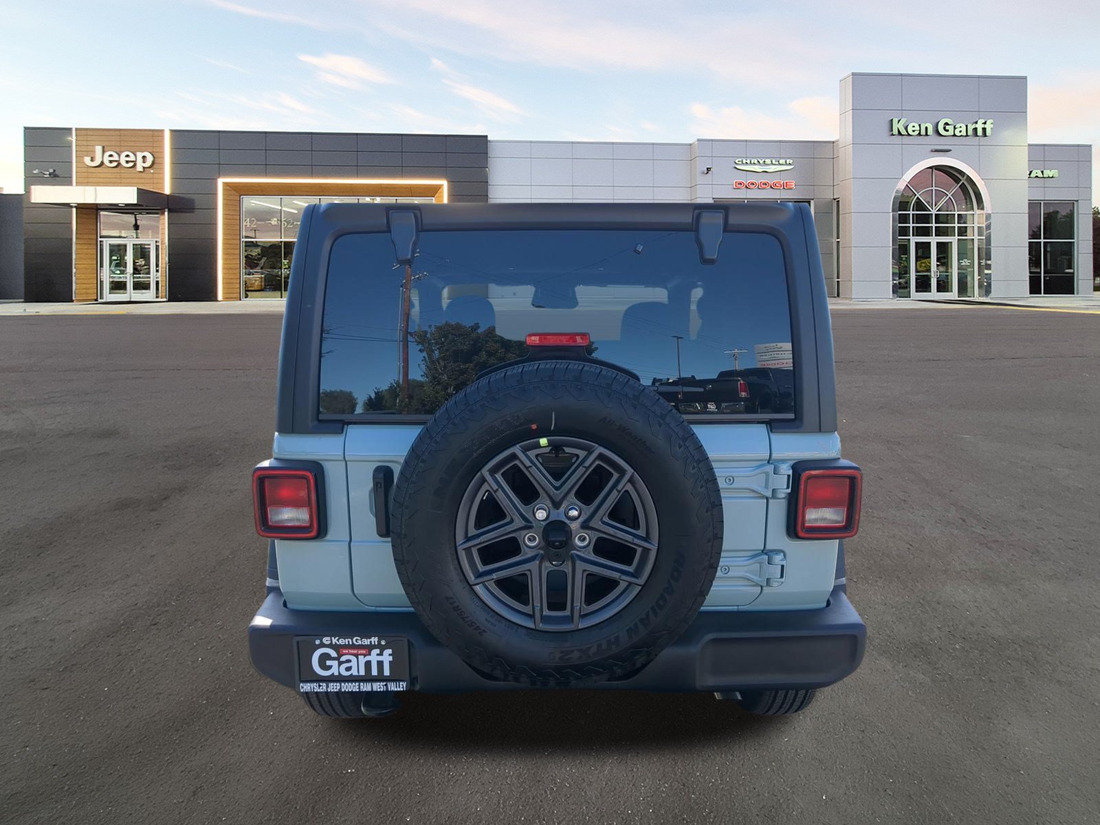 New 2027 Earl Clear-Coat Paint Jeep Sport S image 5