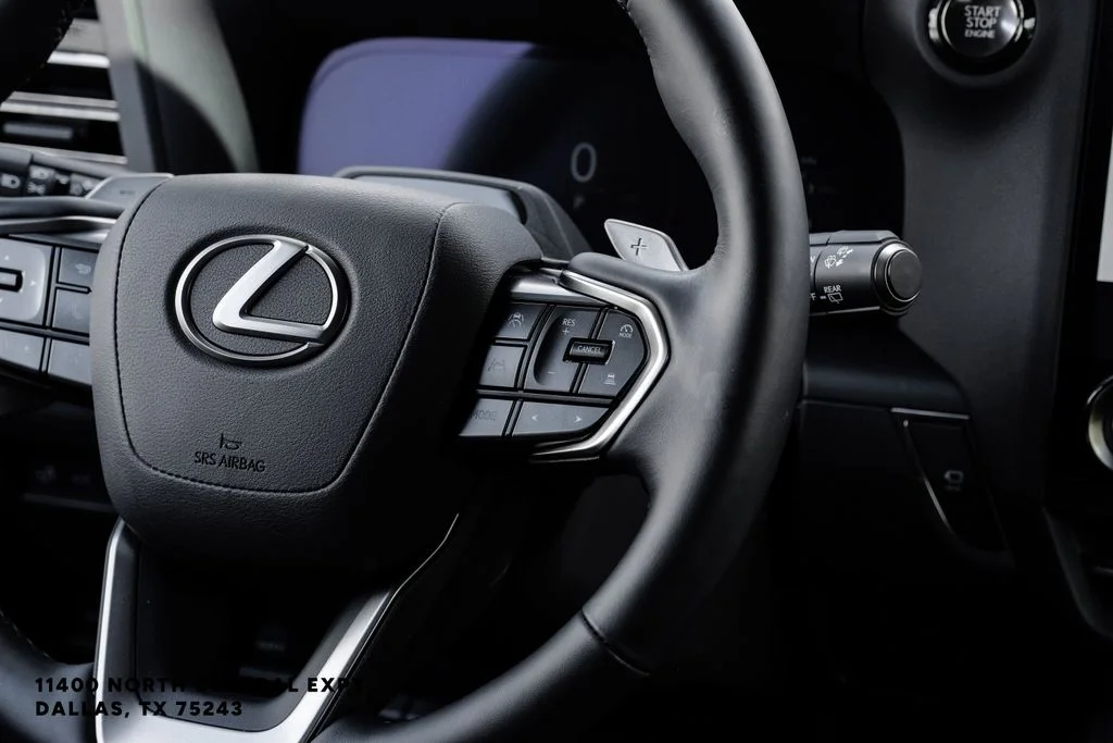 Used 2026 Incognito/Black Roof Lexus 550 Overtrail+ image 17