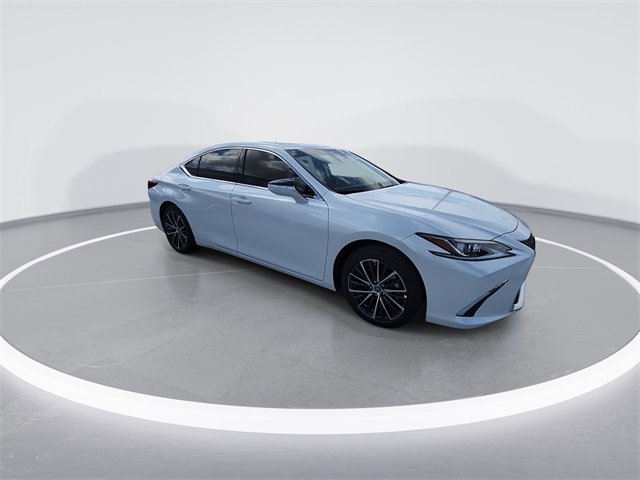2025 Lexus ES 350 - Photo 2
