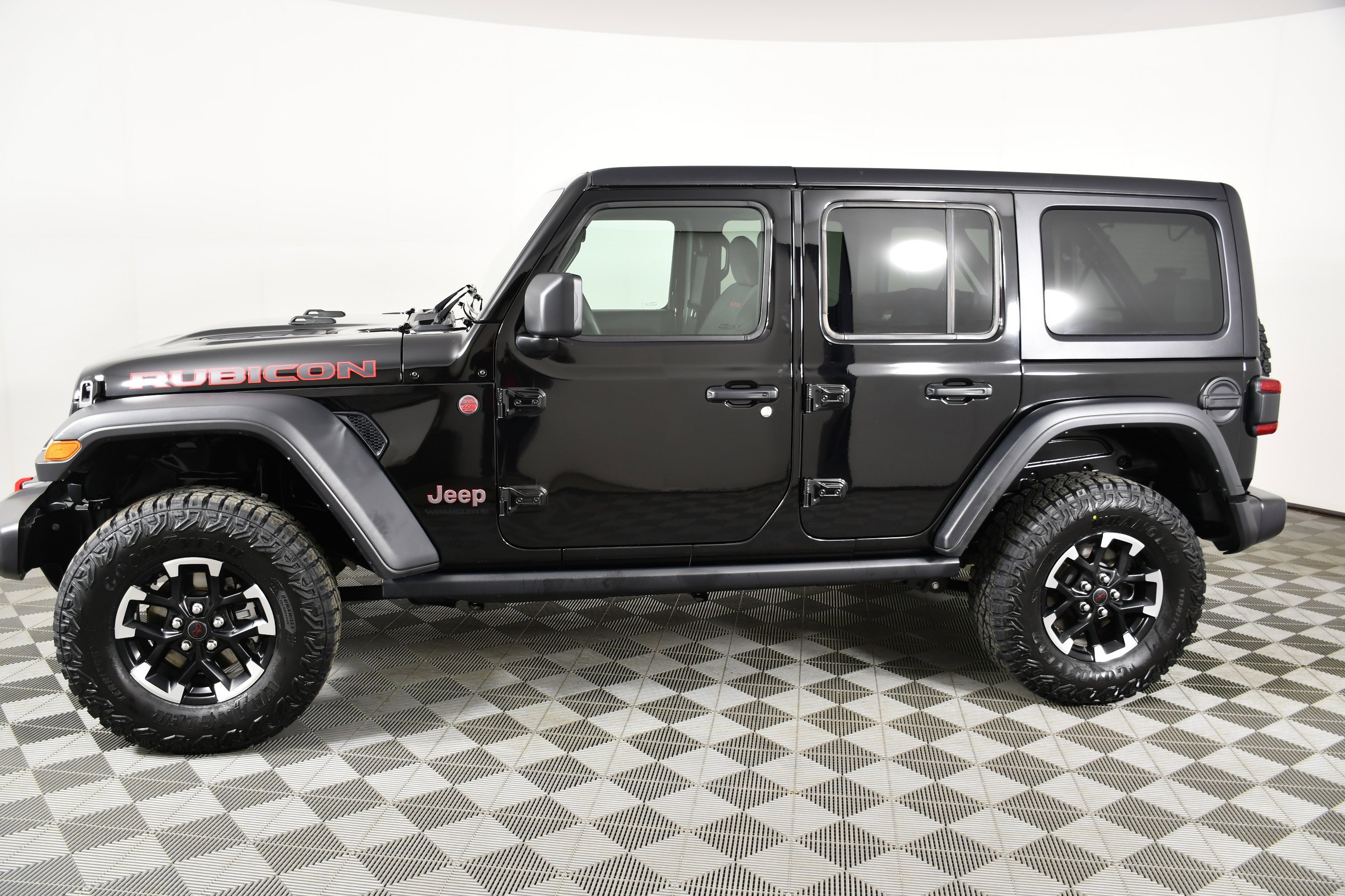 Used 2025 Black Clearcoat Jeep Rubicon image 8