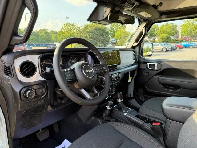 New 2026 Earl Clearcoat Jeep Sport S image 15
