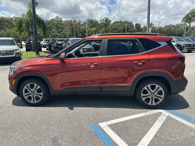 Used 2021 Orange Kia S image 9