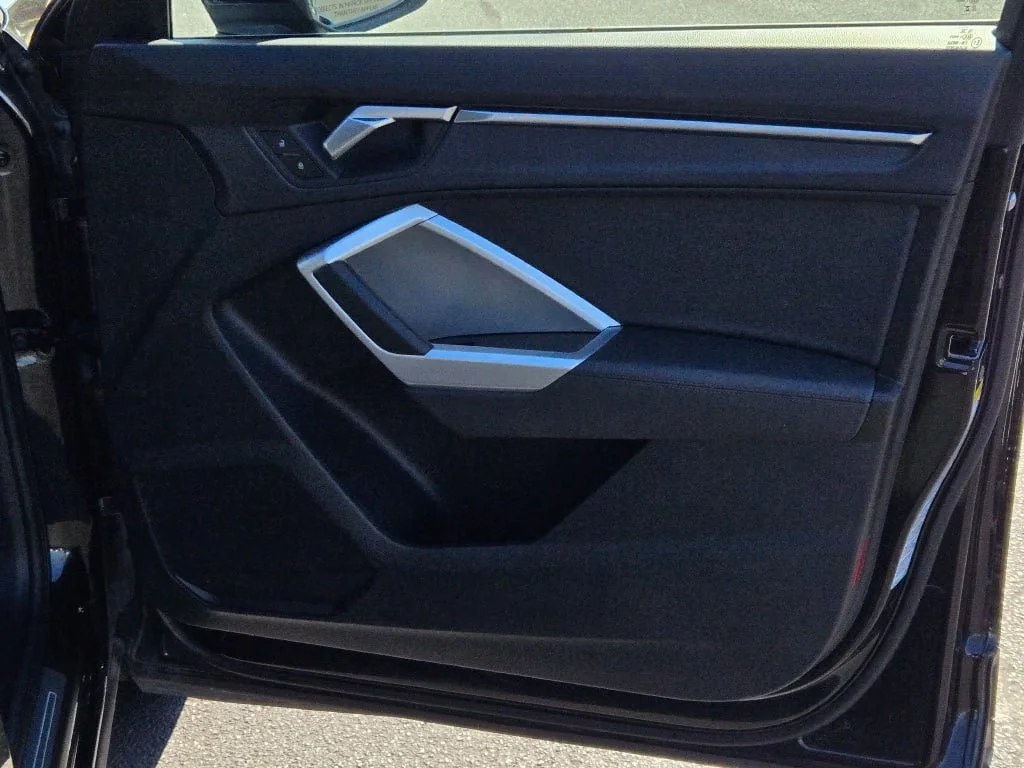 Certified Used 2025  Audi Premium S Line quattro image 4