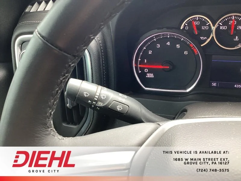 Used 2022 White Chevrolet RST image 29