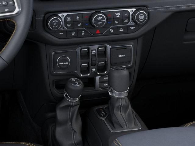 New 2026 Anvil Clear-Coat Exterior Paint Jeep Sahara image 25