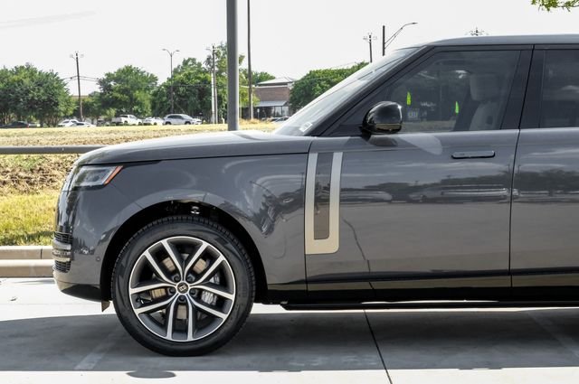 New 2027 Varesine Blue Land Rover SE image 15