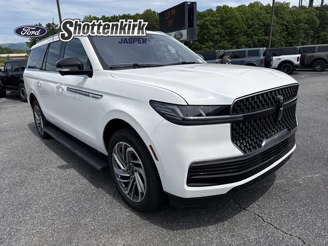 2025 Lincoln Navigator L Reserve