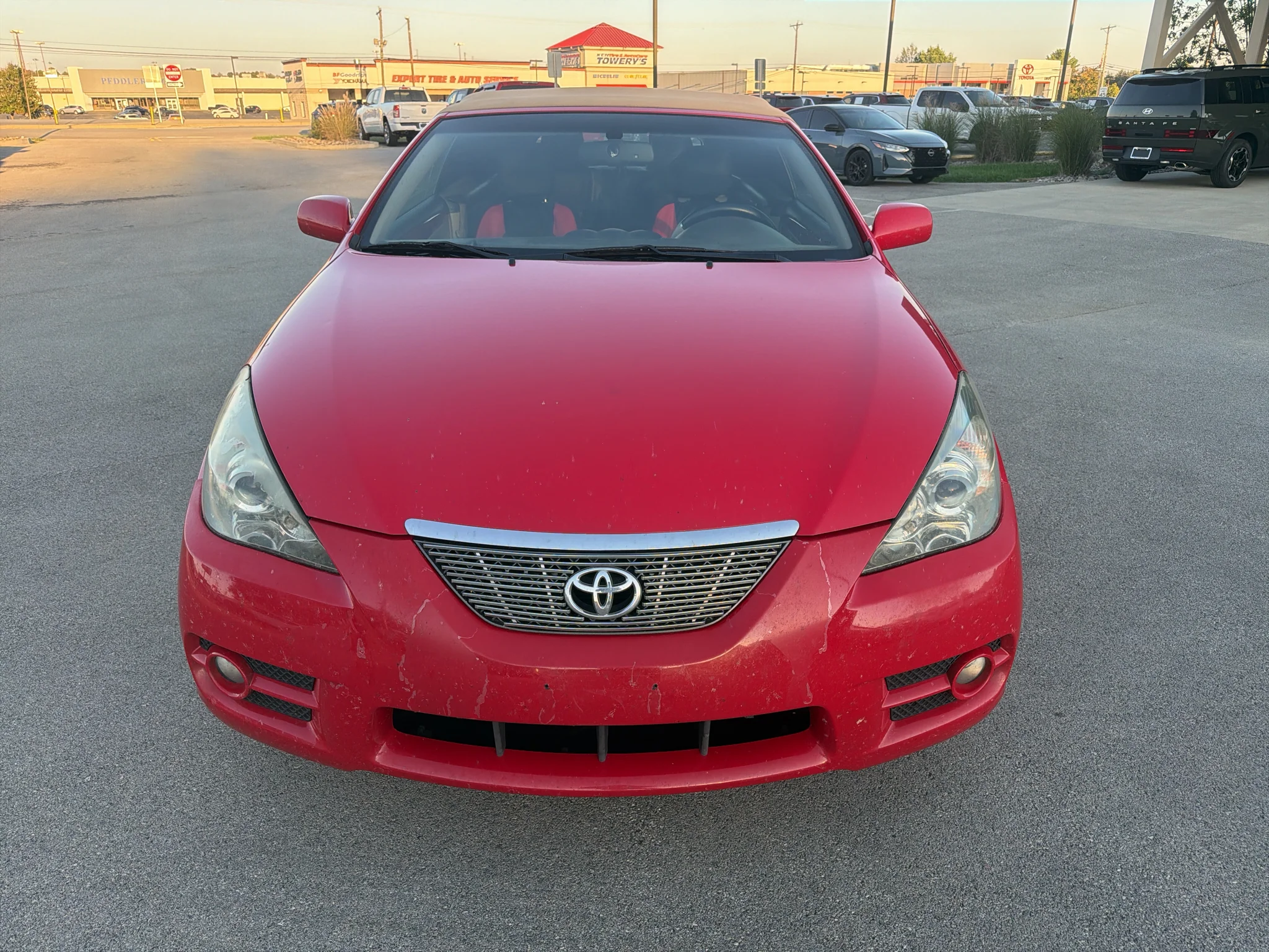 Used 2008 Super Red 5 Toyota SLE image 8