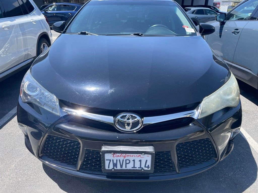 Used 2017 Midnight Black Metallic Toyota SE image 3