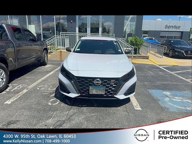 Used 2023 Gun Metallic Nissan 2.5 SR image 1