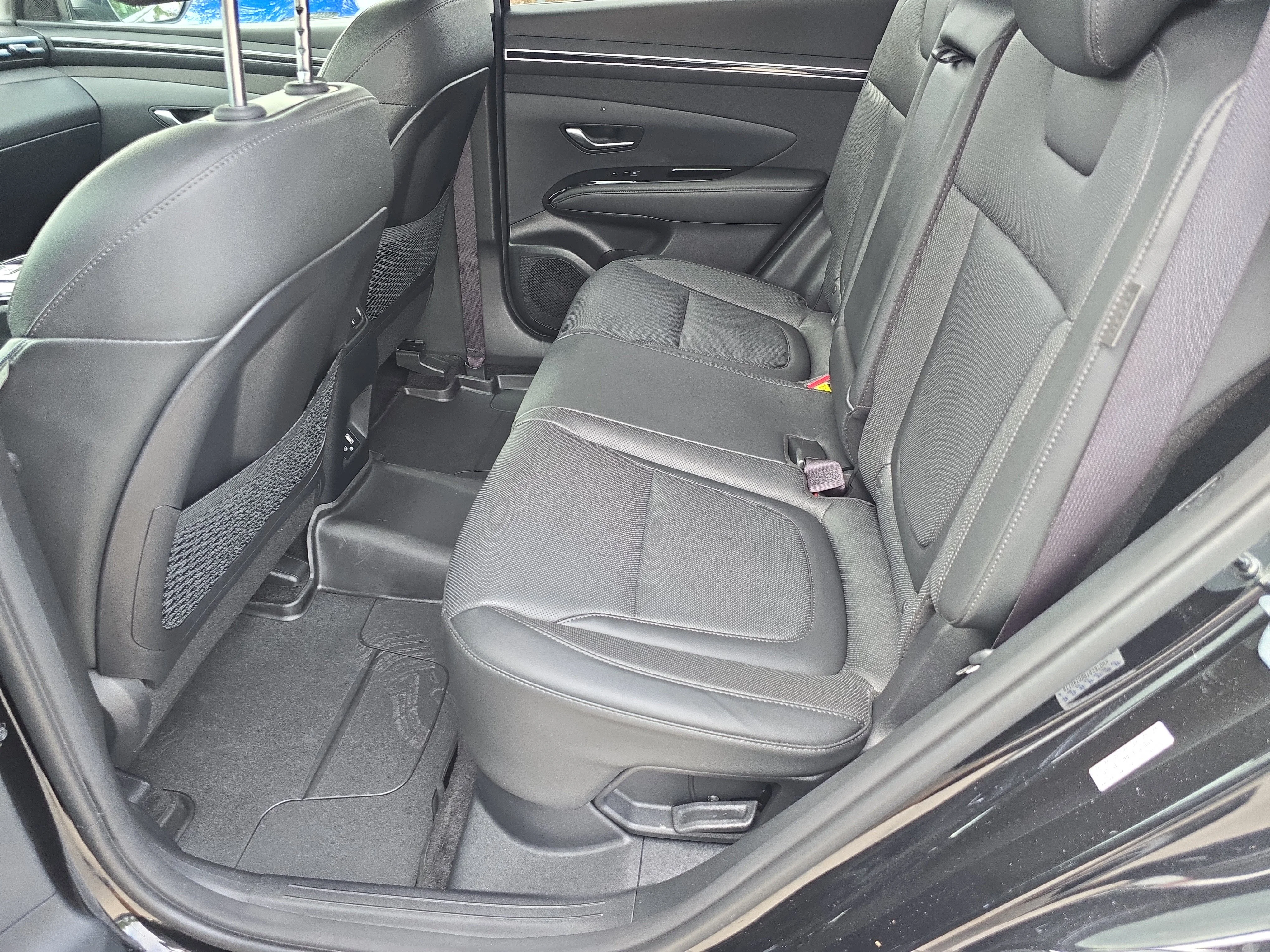 Used 2024 Black Pearl Hyundai Limited image 17