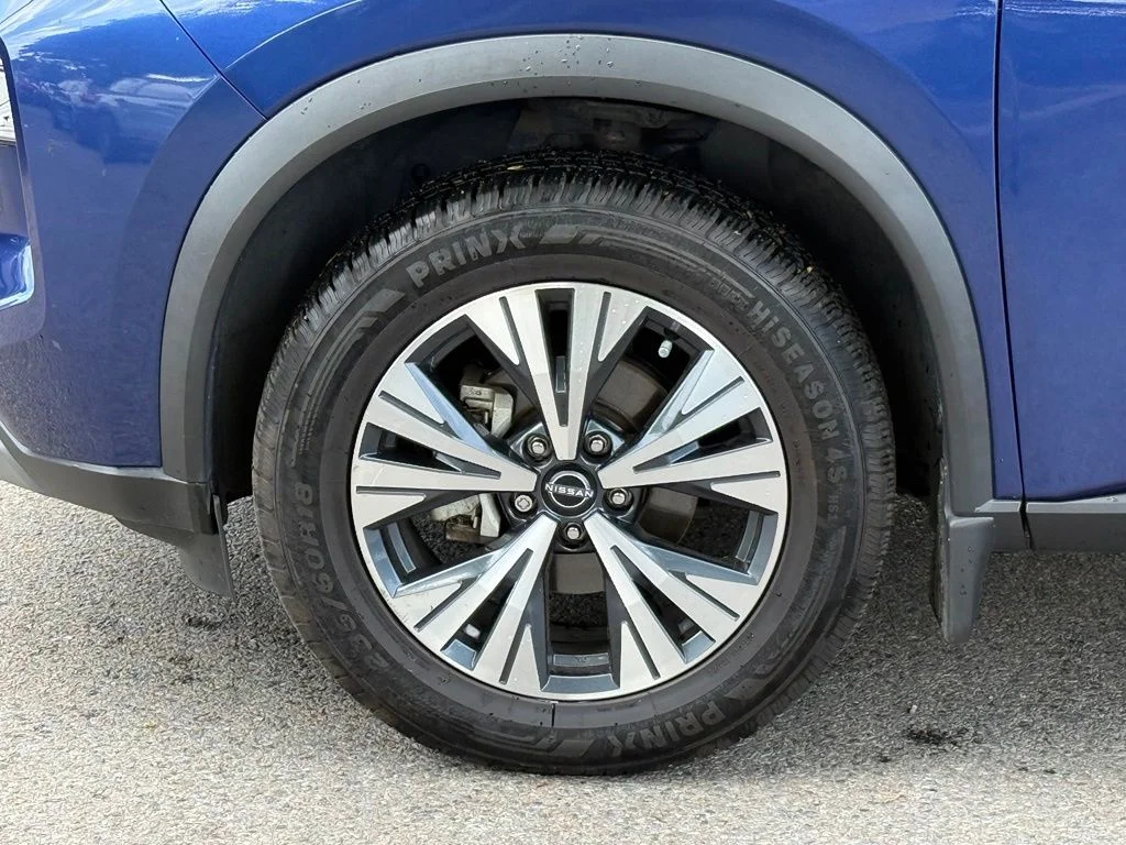 Used 2023 Blue Nissan SV image 6