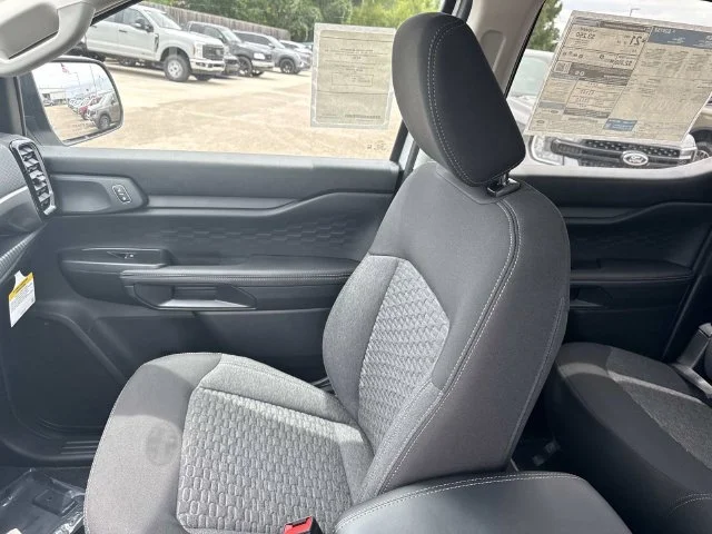 New 2026 Oxford White Ford XLT image 18