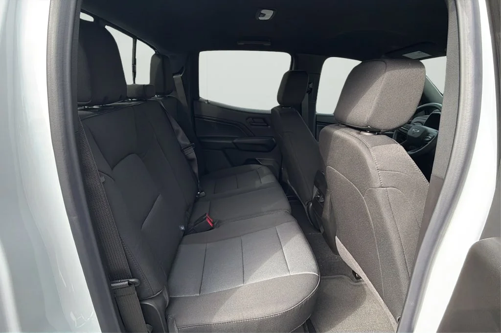 New 2026 Summit White Chevrolet Trail Boss image 12