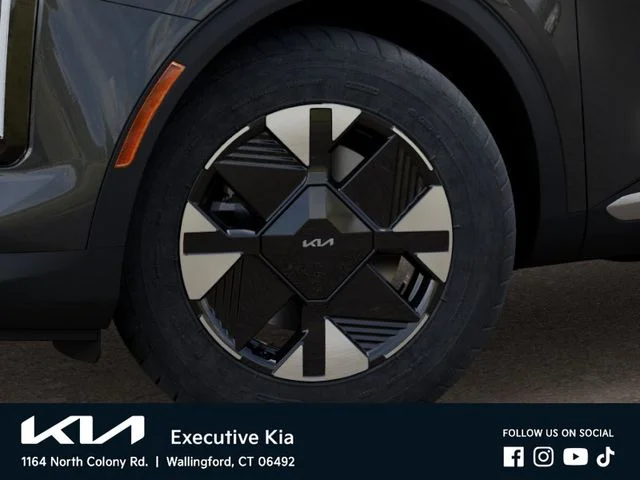 New 2027 Gray Kia LX image 9